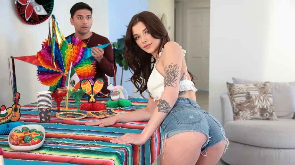 [StepSiblingsCaught] Jade Maris Let Me Stuff Your Pinata Stepsis
