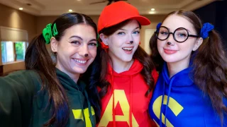 [BFFS] Jade Valentine, Bella Blu, Megan Mistakes – Trick or Treat! We’ll Eat Your Cock Straight From the Candy Bowl