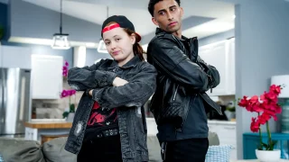 [Tomboyz] Red Eviee – Footjob, Titjob, Hell Yeah! My Little Stepsis Wants to Be a Rocker