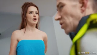 [BrazzersExxtra] Norah Juliette – Hot Yoga, Cold Shower