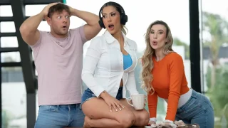 [LatinaMILF] Kenia Music – Big Booty, Bigger Secret!