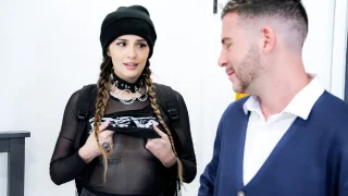 [Tomboyz] Sofie Reyez – She’s a Filthy Little Sex Demon! – Goth Tomboy Is Daddy’s New Fucktoy