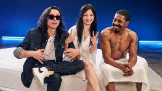 [Wifey] Kiki Mink – Petite Wife Takes Every Inch While Partner Watches