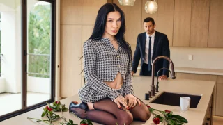 Deeper – Delilah Dagger – Break In